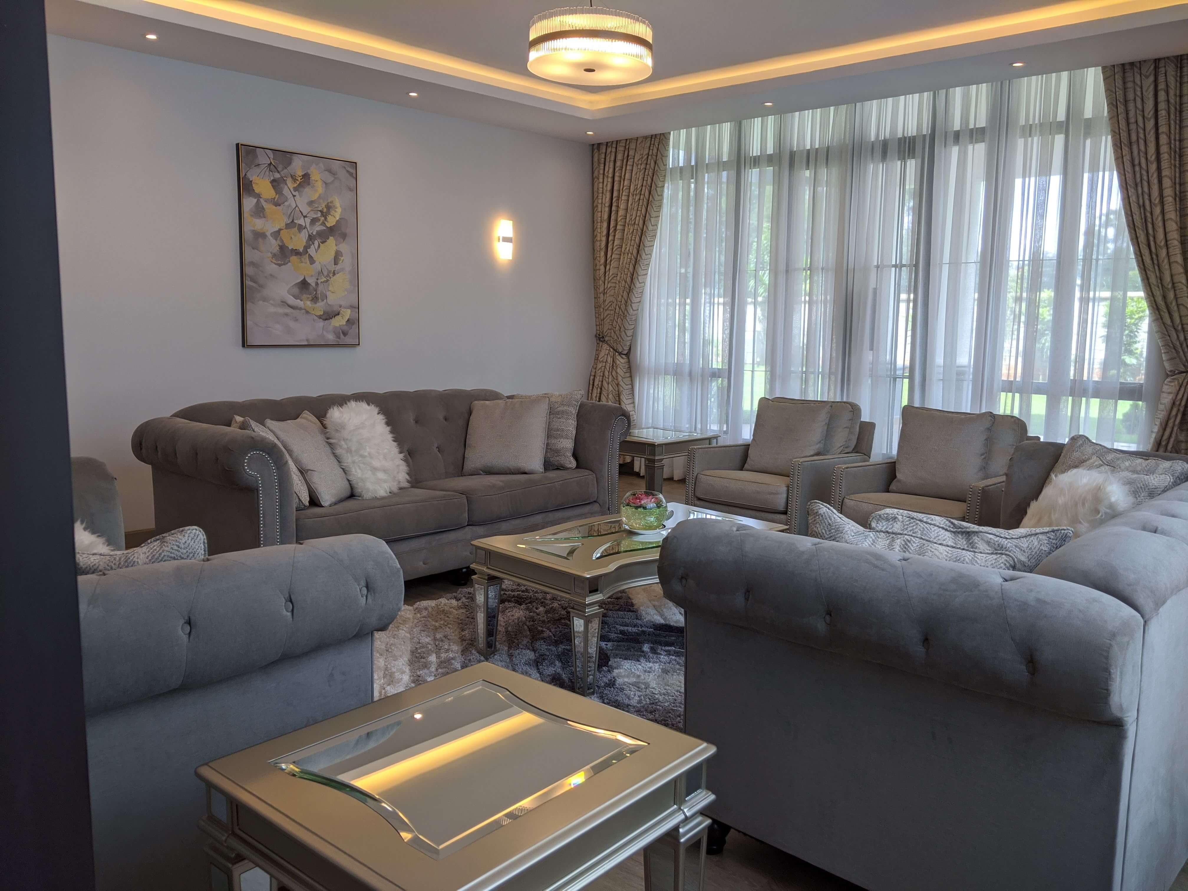 How To Decorate A Small Living Room In Kenya | www.cintronbeveragegroup.com